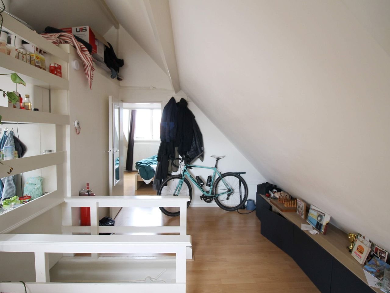 1-bedroom student apartment on Chassestraat - Image 14
