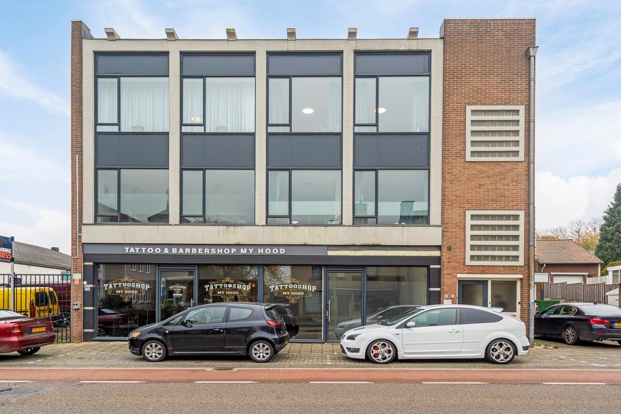 110m² apartment with 3 bedrooms and large terrace in Hoensbroek - Image 1
