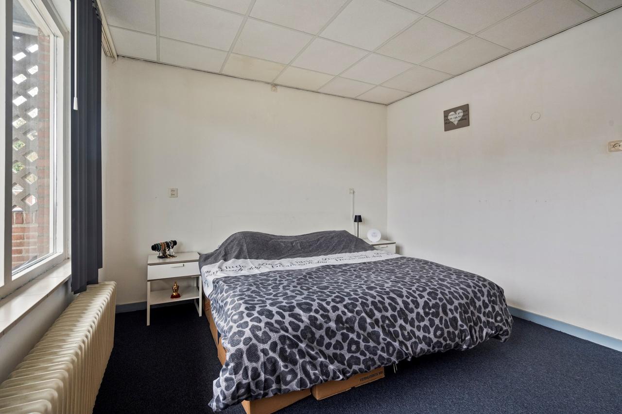 110m² apartment with 3 bedrooms and large terrace in Hoensbroek - Image 12
