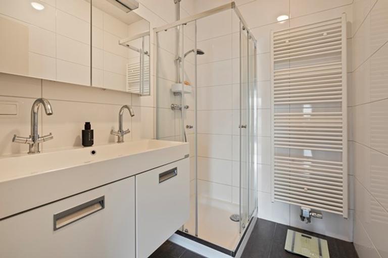 110m² apartment with 3 bedrooms and large terrace in Hoensbroek - Image 4