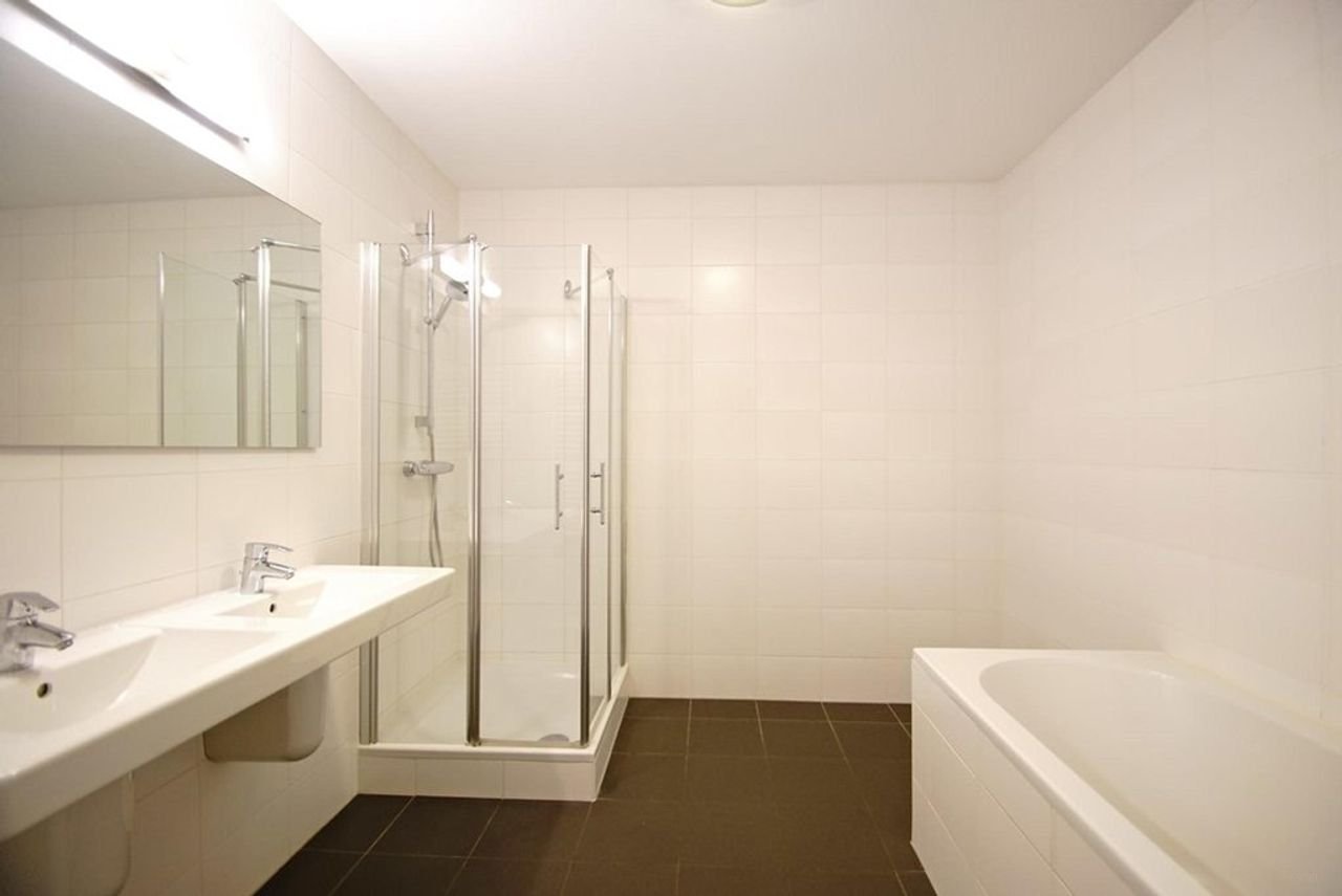 Gemeubileerd 124m² appartement op de 24e verdieping - Afbeelding 20