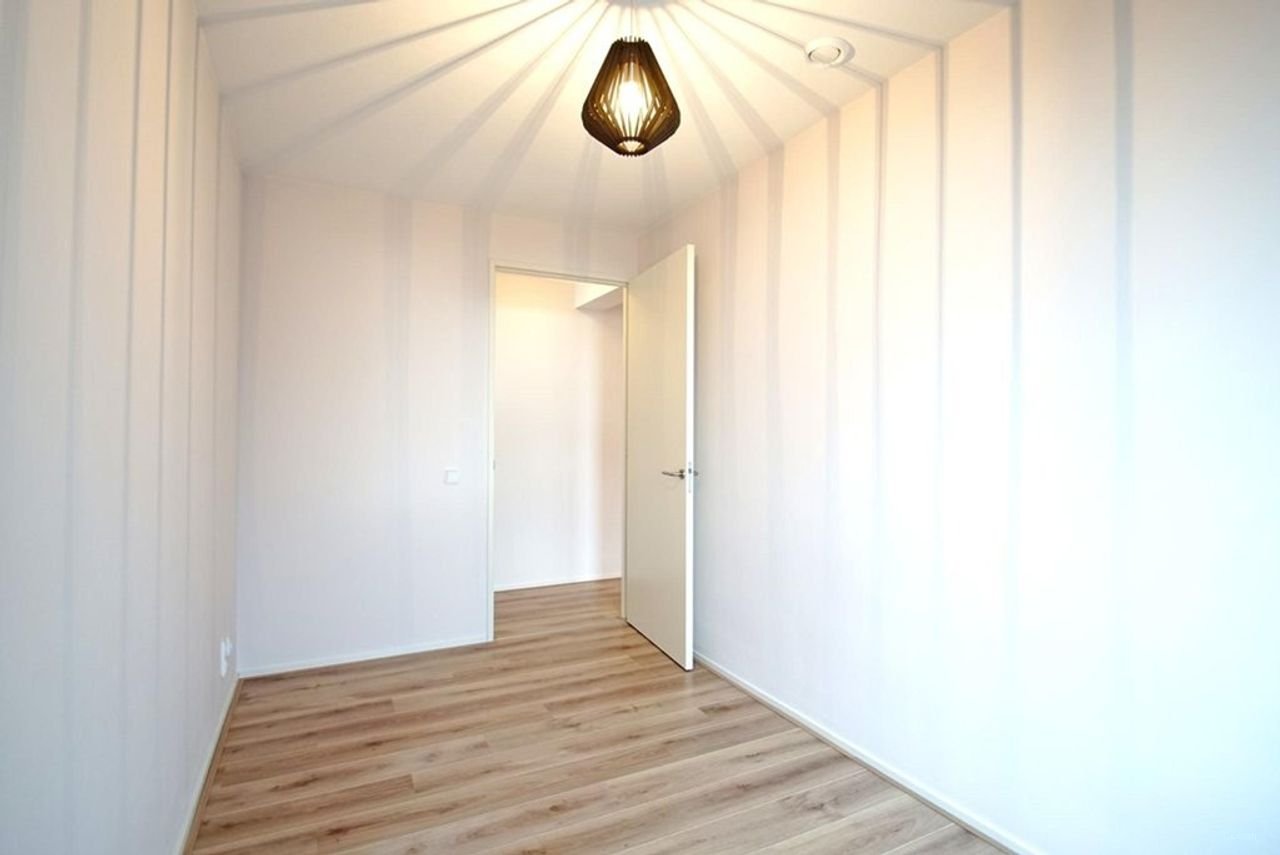 Gemeubileerd 124m² appartement op de 24e verdieping - Afbeelding 19