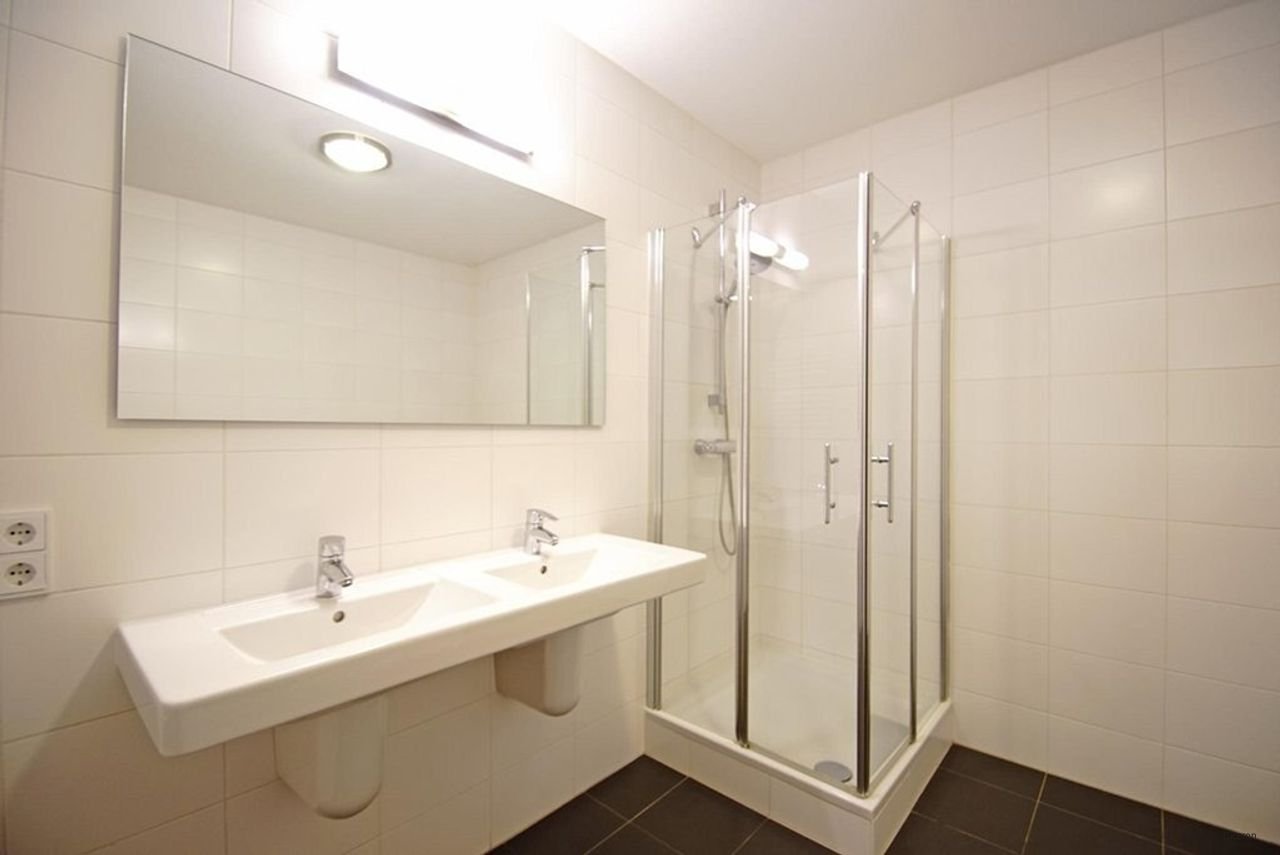 Gemeubileerd 124m² appartement op de 24e verdieping - Afbeelding 21