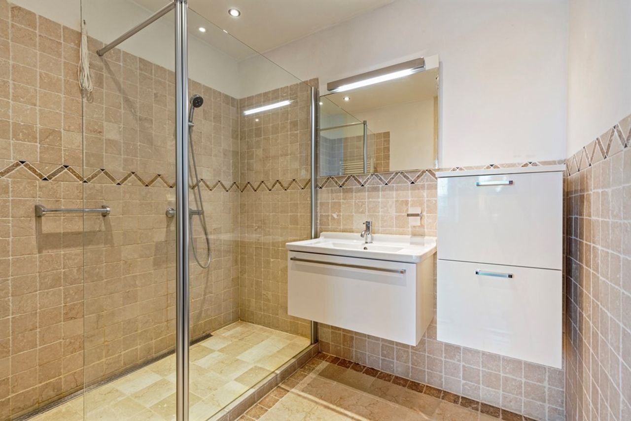 Gemeubileerd appartement (119 m²) met garage in Den Haag - Afbeelding 24