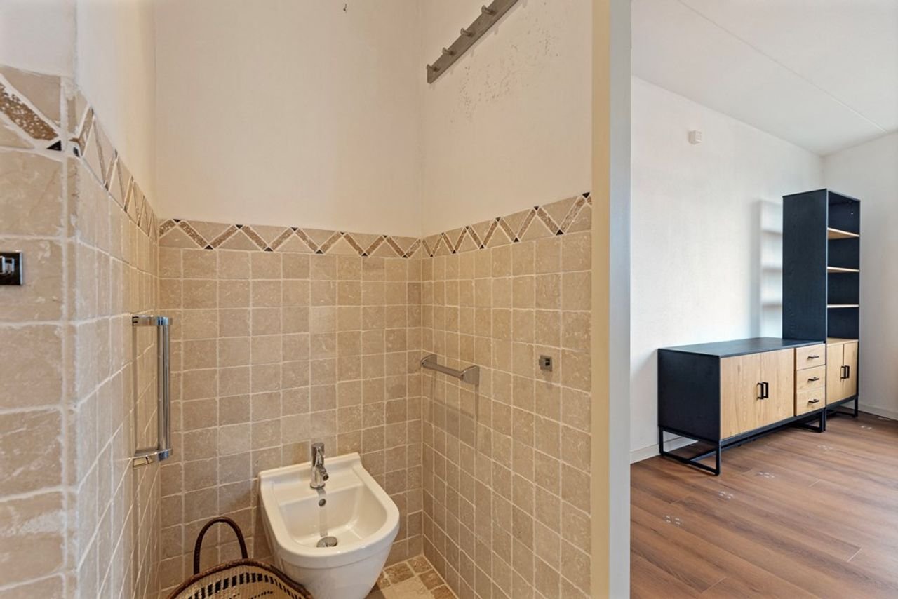 Gemeubileerd appartement (119 m²) met garage in Den Haag - Afbeelding 25