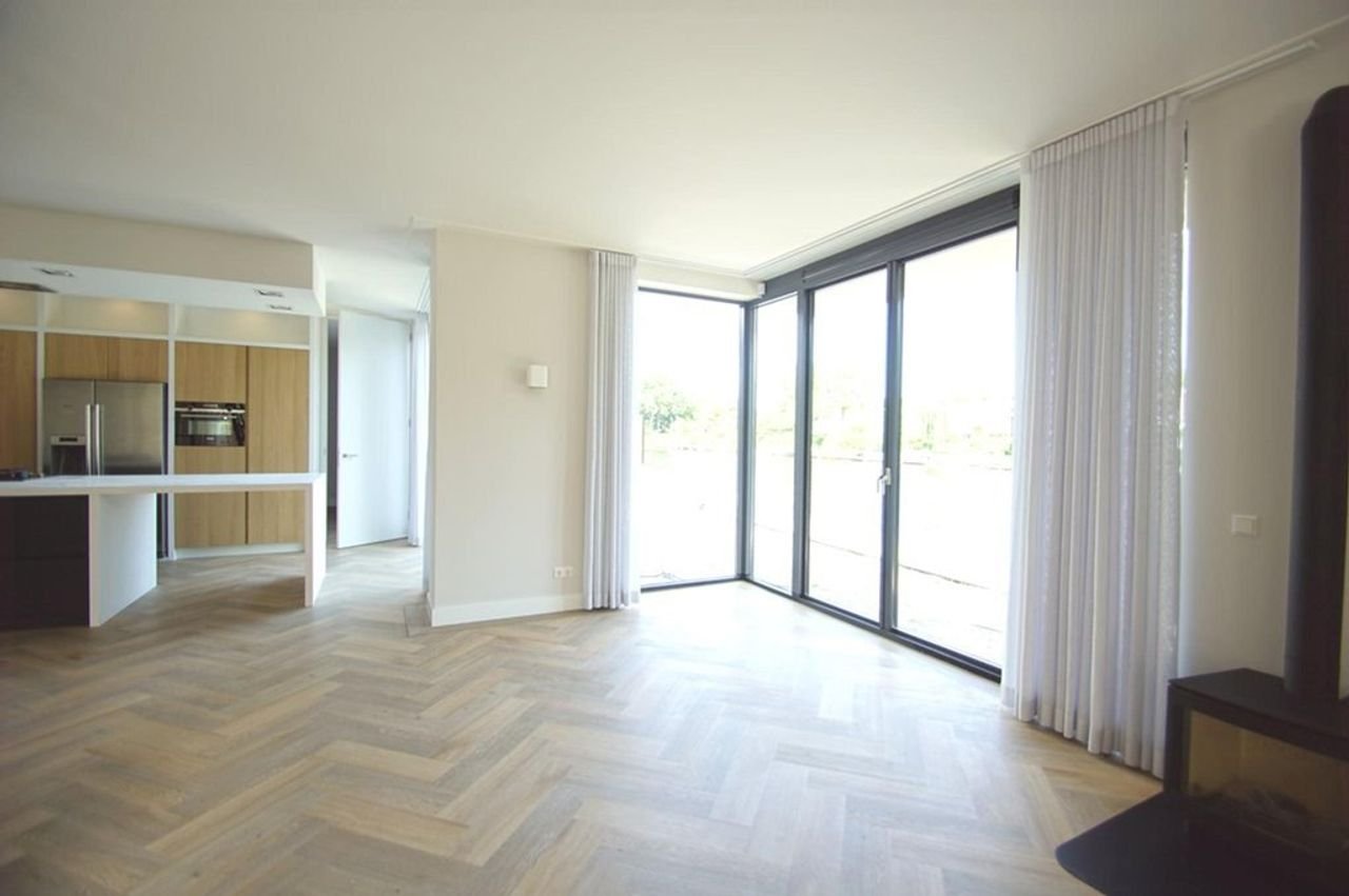 Villa van 207 m² met eigen aanlegsteiger in Oegstgeest - Afbeelding 4