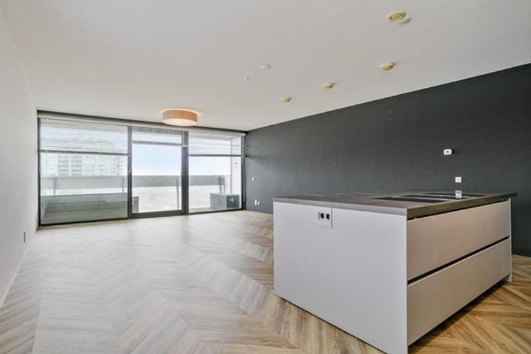 Gemeubileerd appartement op de 12e verdieping in Den Haag - Afbeelding 1