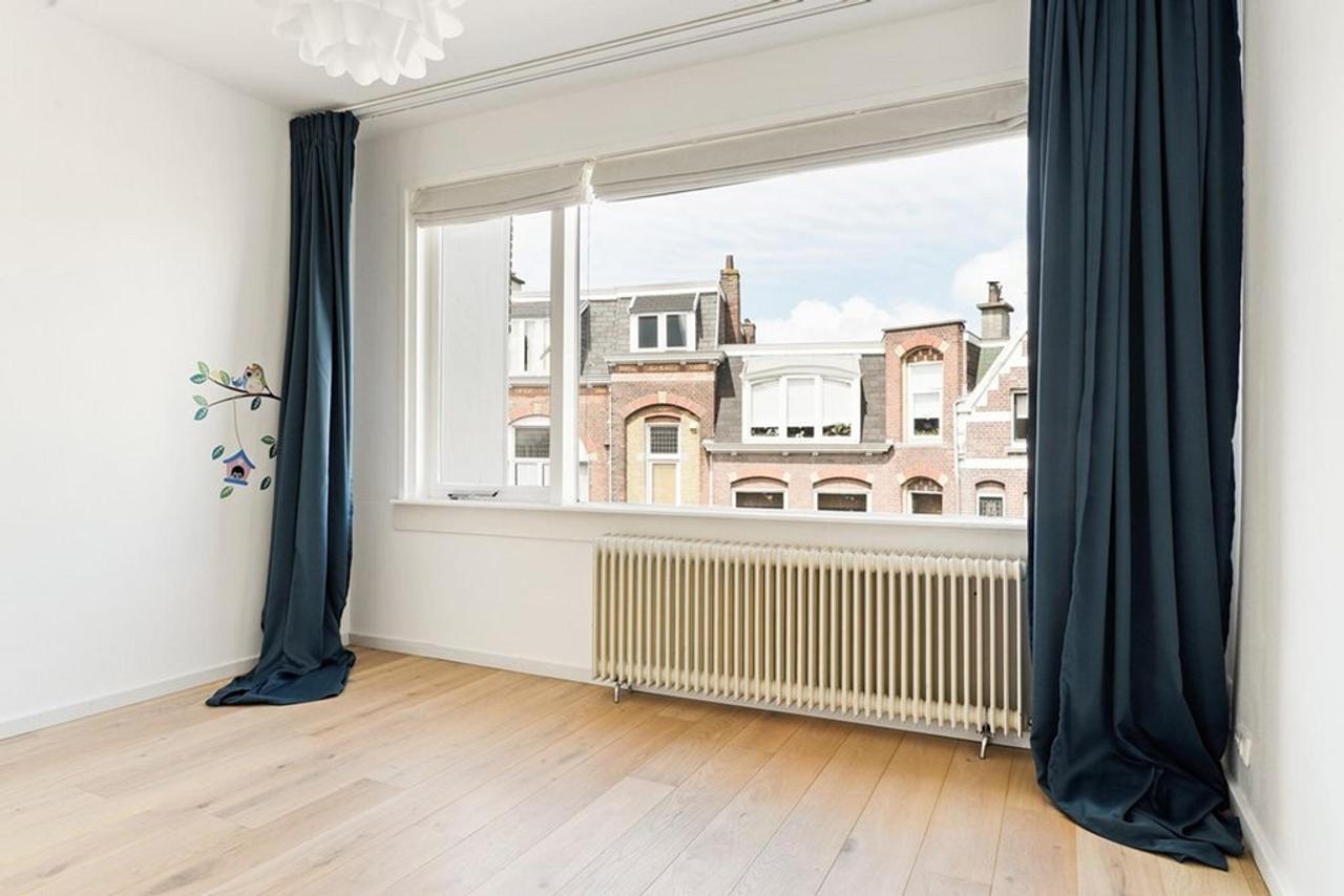 145 m2 wonen met 3 balkons in Den Haag - Afbeelding 14
