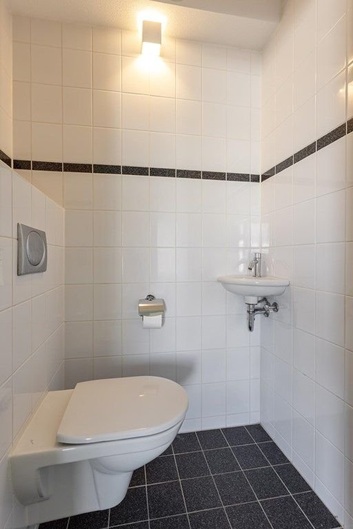 Gemeubileerd 3-kamer appartement naast Den Haag Centraal - Afbeelding 11