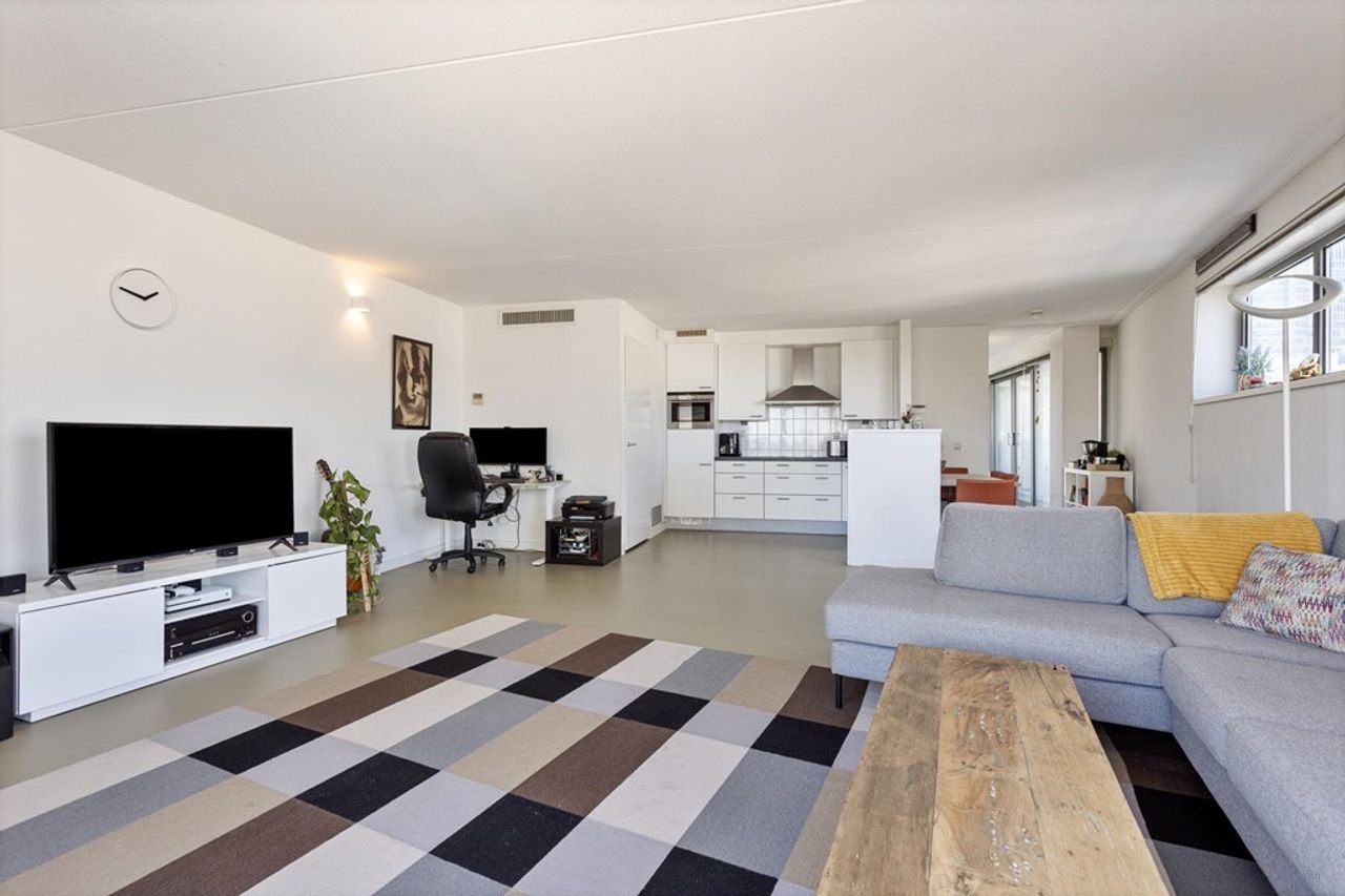 Gemeubileerd 3-kamer appartement naast Den Haag Centraal - Afbeelding 14