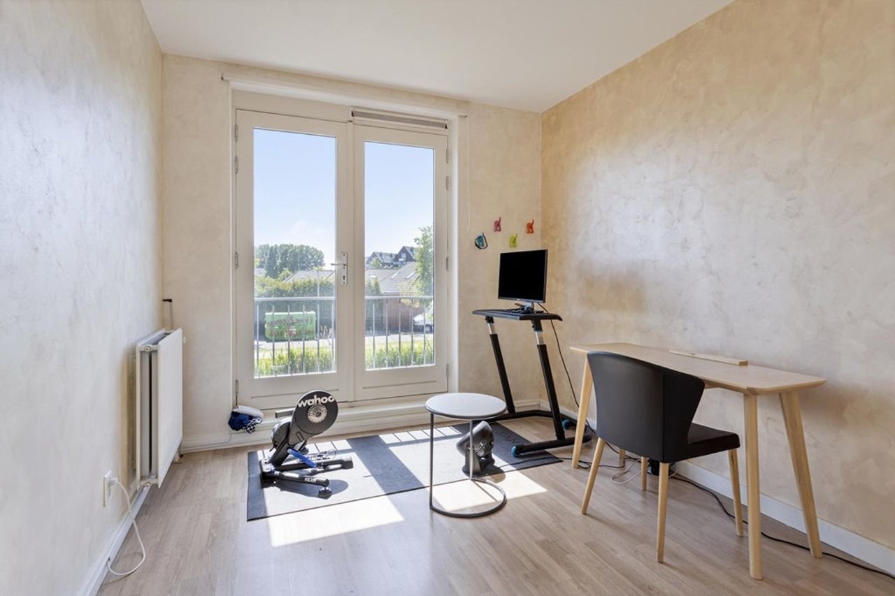 Hoekwoning van 188 m² aan het water - Afbeelding 2