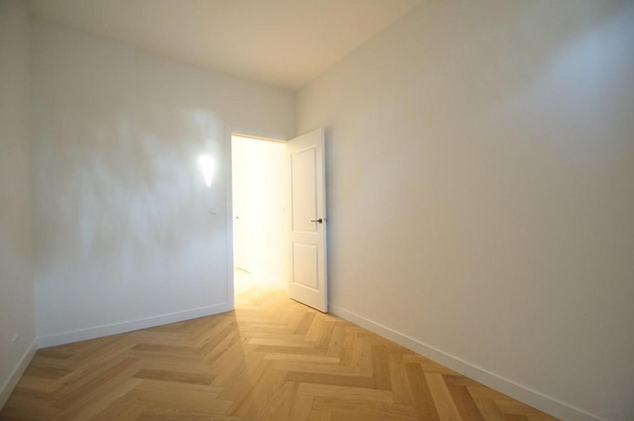 135 m² apartment with 4 bedrooms - Image 28