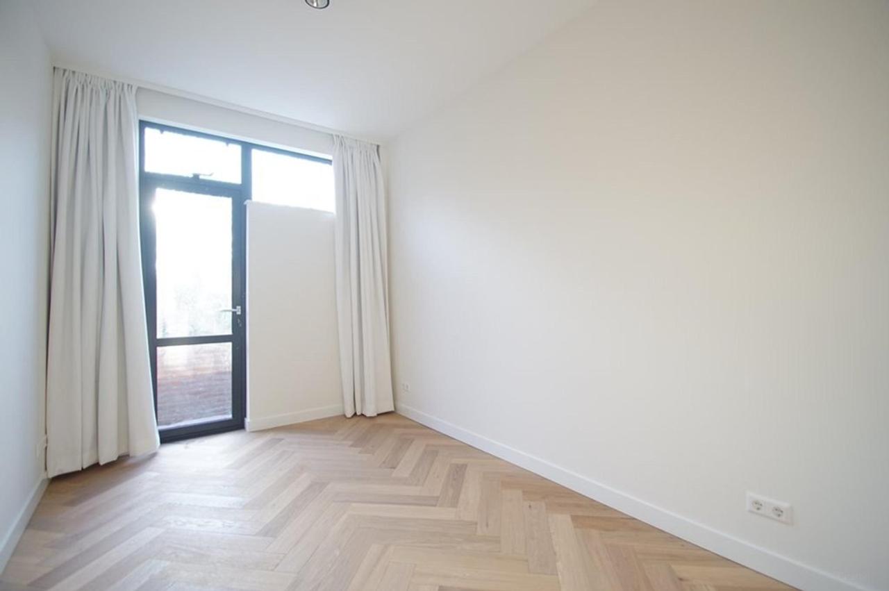 135 m² apartment with 4 bedrooms - Image 29