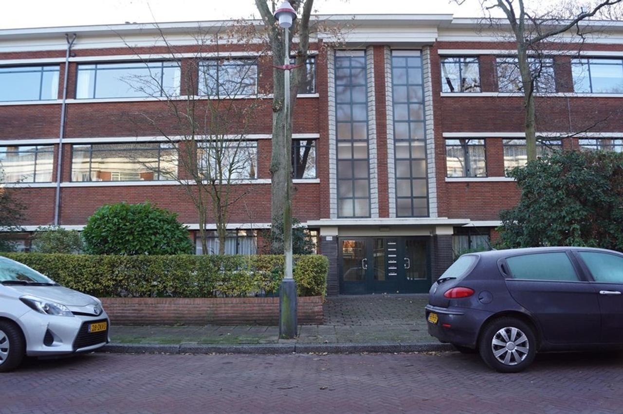 135 m² apartment with 4 bedrooms - Image 34