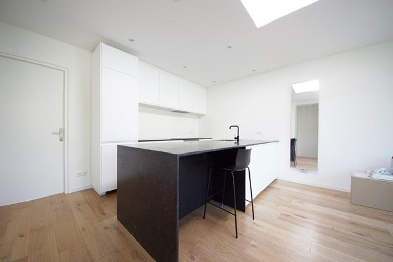 Direct vrij: 2-kamerappartement met terras - Afbeelding 3