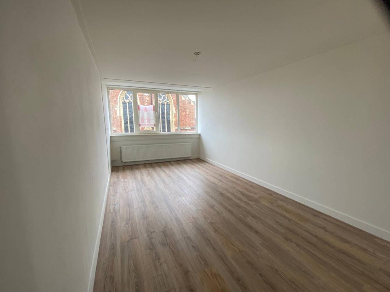 Renovated 150 m² apartment on the Market Square in Winterswijk - Image 15
