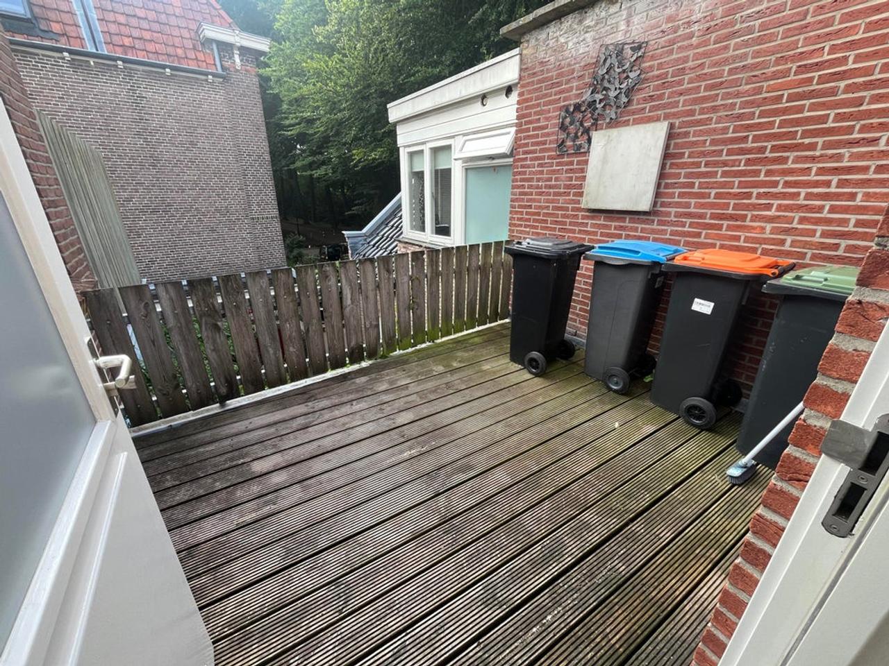 Semi-furnished 91m² apartment in Almelo city center - Image 10