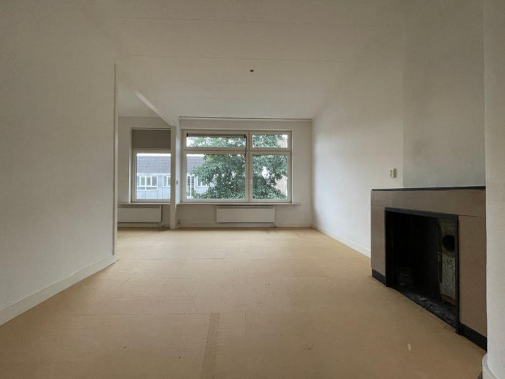 102 m² tweelaags appartement met groot terras - Afbeelding 1
