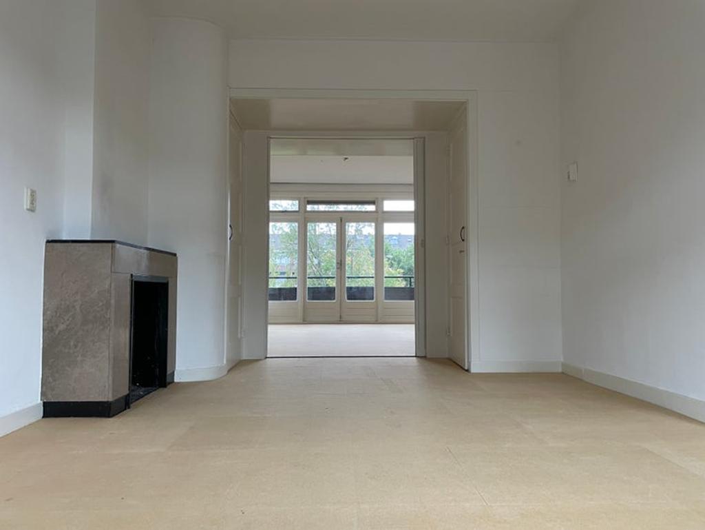 102 m² tweelaags appartement met groot terras - Afbeelding 2