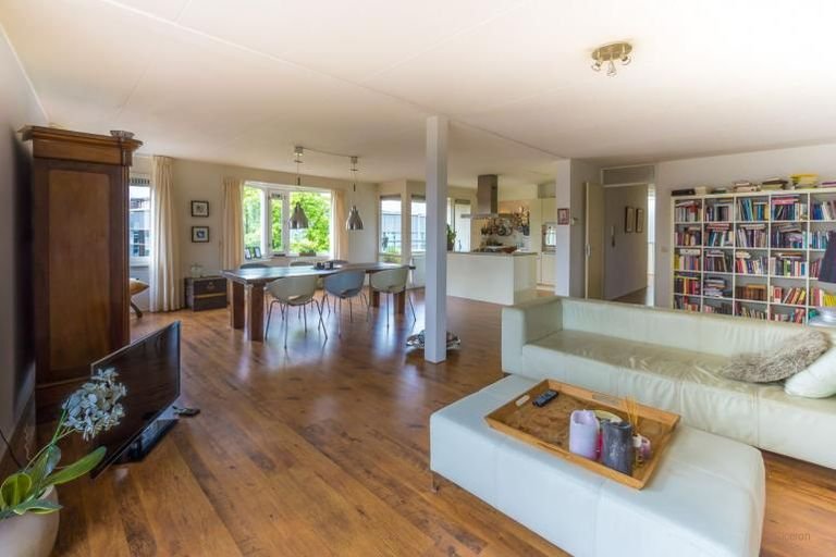 Large corner apartment of 125m² in the center of Purmerend - Image 4