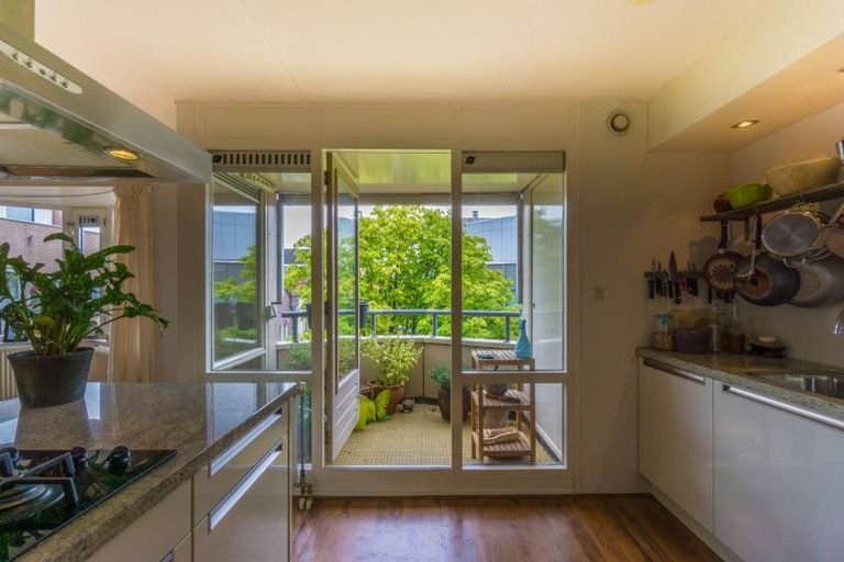 Large corner apartment of 125m² in the center of Purmerend - Image 14