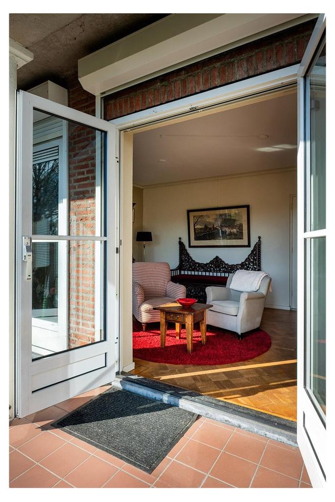 Gemeubileerde benedenwoning (115 m²) in 't Ginneken - Afbeelding 1