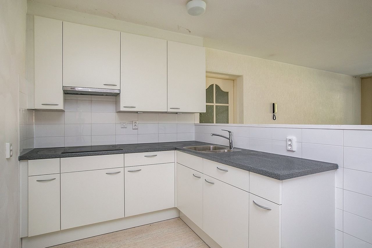 Bright 76m2 apartment with garage - Image 7