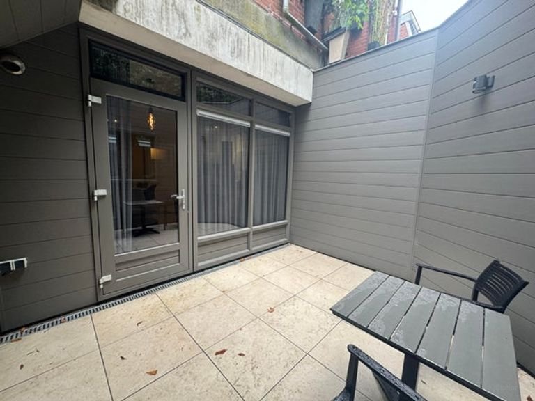 Gemeubileerd appartement met eigen patio - Afbeelding 15