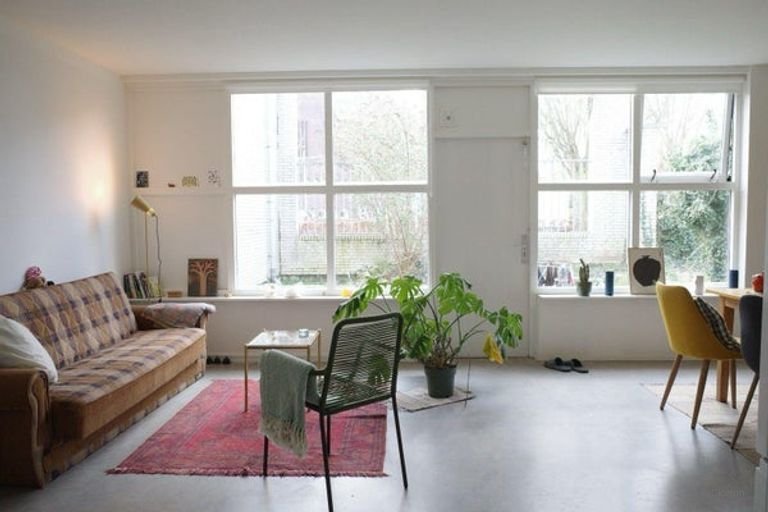 Gasloze woning van 68m2 in voormalig schoolgebouw - Afbeelding 3