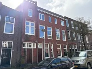 Kamer van 18m² met dakterras in de Schildersbuurt