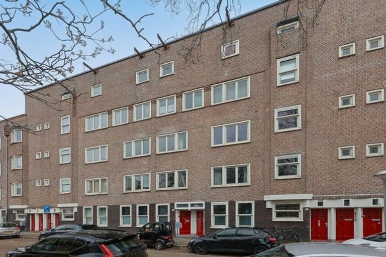 Renovated apartment for 3 sharers in the Rivierenbuurt - Image 1
