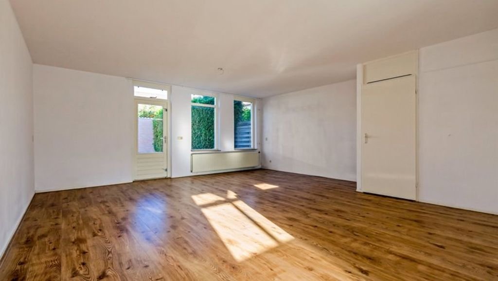 Eengezinswoning van 126 m² met tuin in Eindhoven - Afbeelding 2