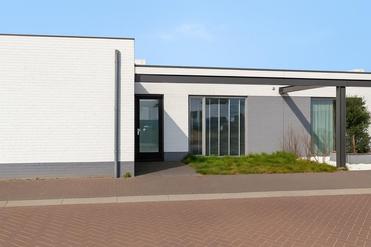 139 m² huis met tuin in Reeshof - Afbeelding 1