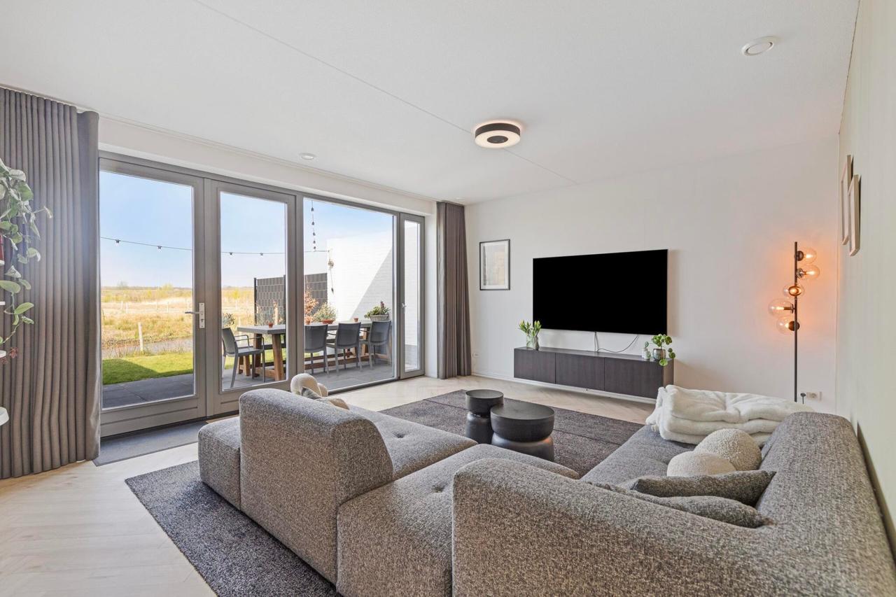 139 m² huis met tuin in Reeshof - Afbeelding 2