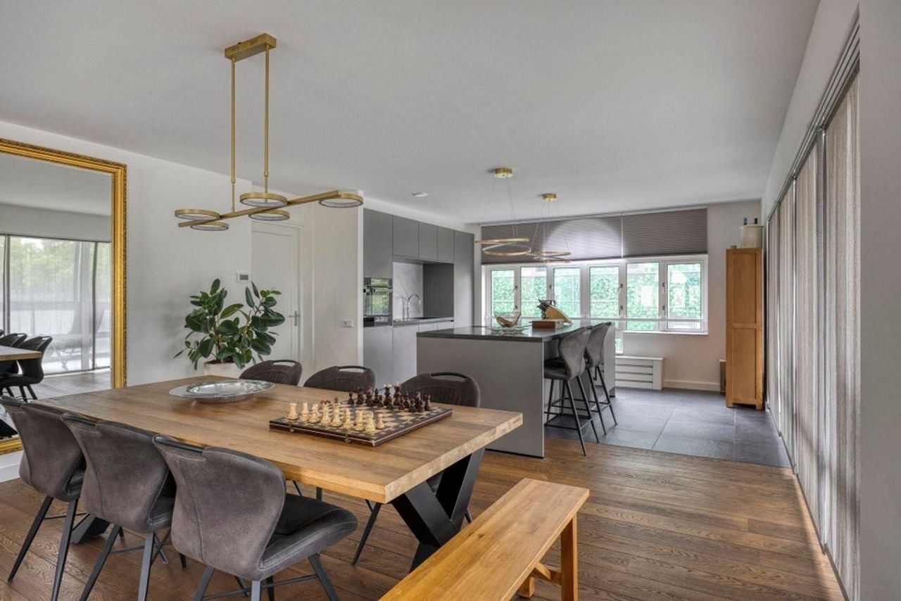 Renovated and furnished apartment (116 m²) in Tilburg - Image 4