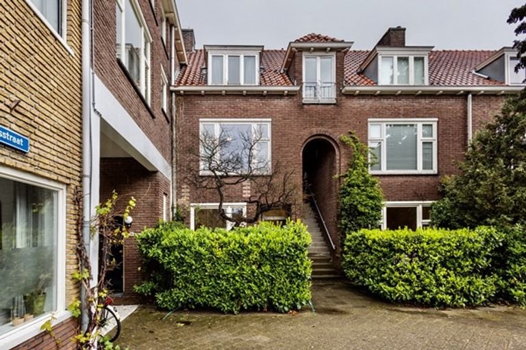 Appartement (90 m²) met tuin in Utrecht - Afbeelding 1