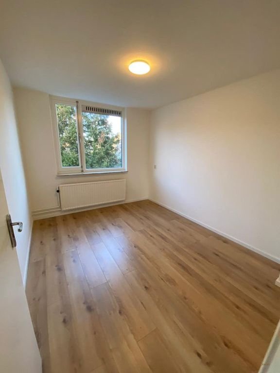 Huis van 125 m² met 4 slaapkamers in De Heeg - Afbeelding 14