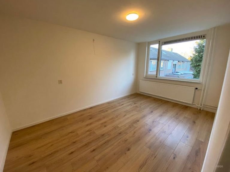 Huis van 125 m² met 4 slaapkamers in De Heeg - Afbeelding 20