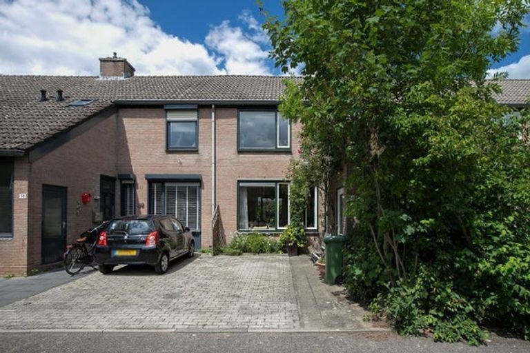 Huis van 125 m² met 4 slaapkamers in De Heeg - Afbeelding 1
