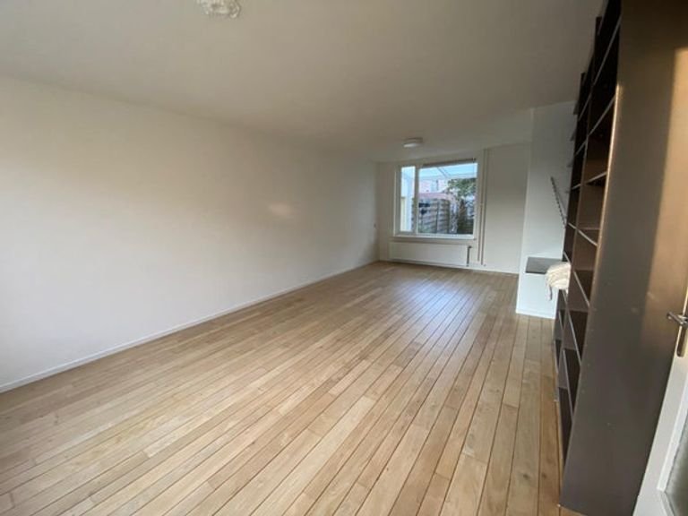 Huis van 125 m² met 4 slaapkamers in De Heeg - Afbeelding 7