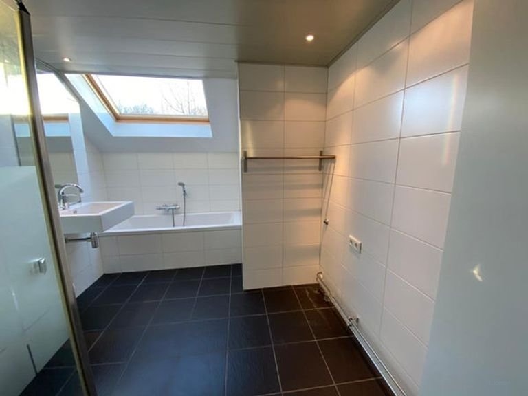 Huis van 125 m² met 4 slaapkamers in De Heeg - Afbeelding 25