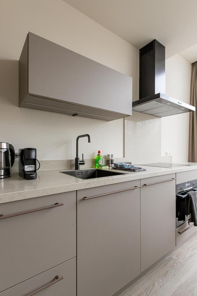 Gemeubileerd 4-kamerappartement in Middelland - Afbeelding 2