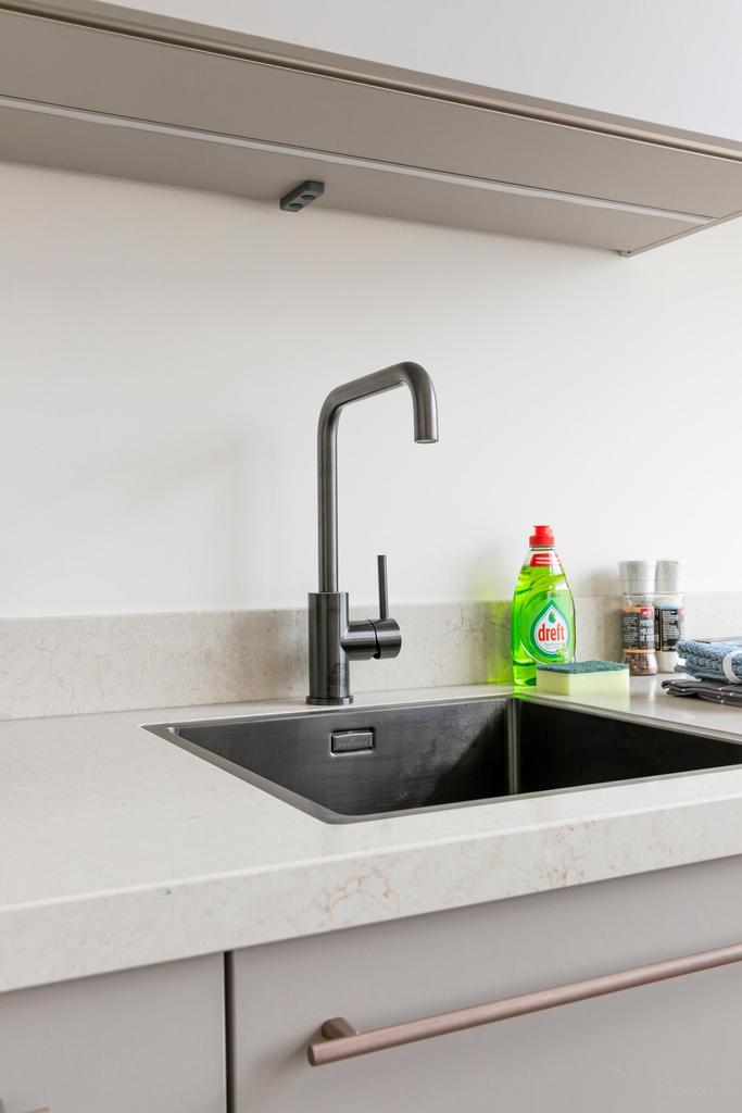 Gemeubileerd 4-kamerappartement in Middelland - Afbeelding 3