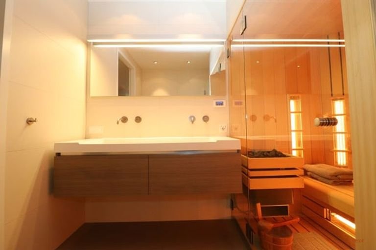 130 m² apartment with sauna on the 29th floor - Image 17