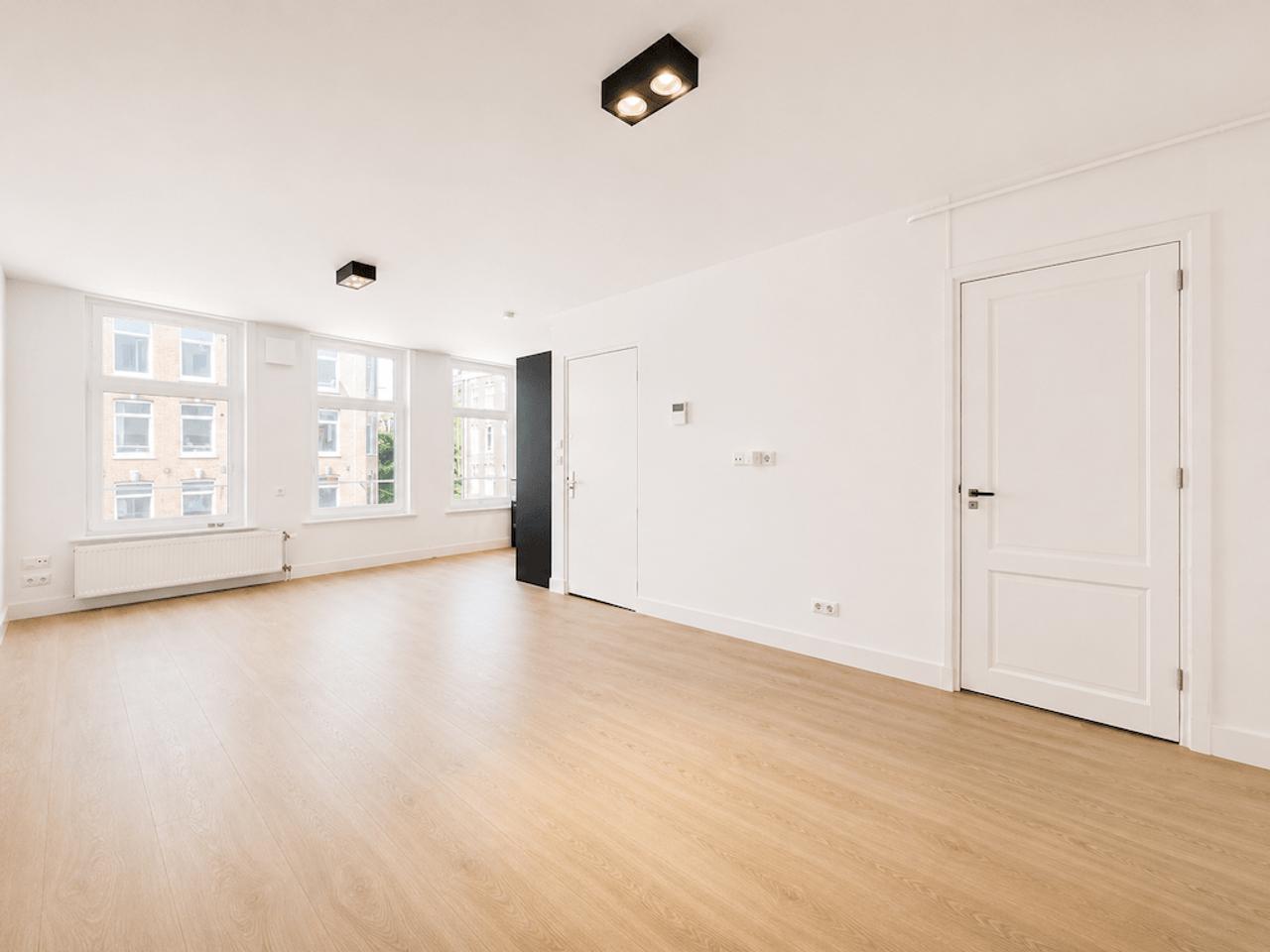 2-slaapkamerappartement in De Pijp - Afbeelding 3