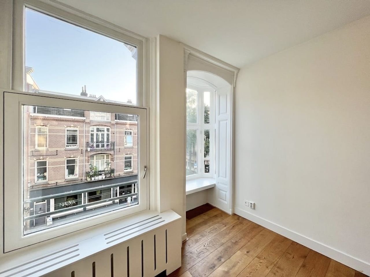 67 m² Apartment with Balcony and Two Bedrooms - Image 3