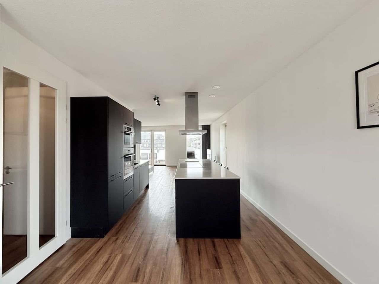 115m² 3-bedroom apartment in Overtoomse Veld - Image 3