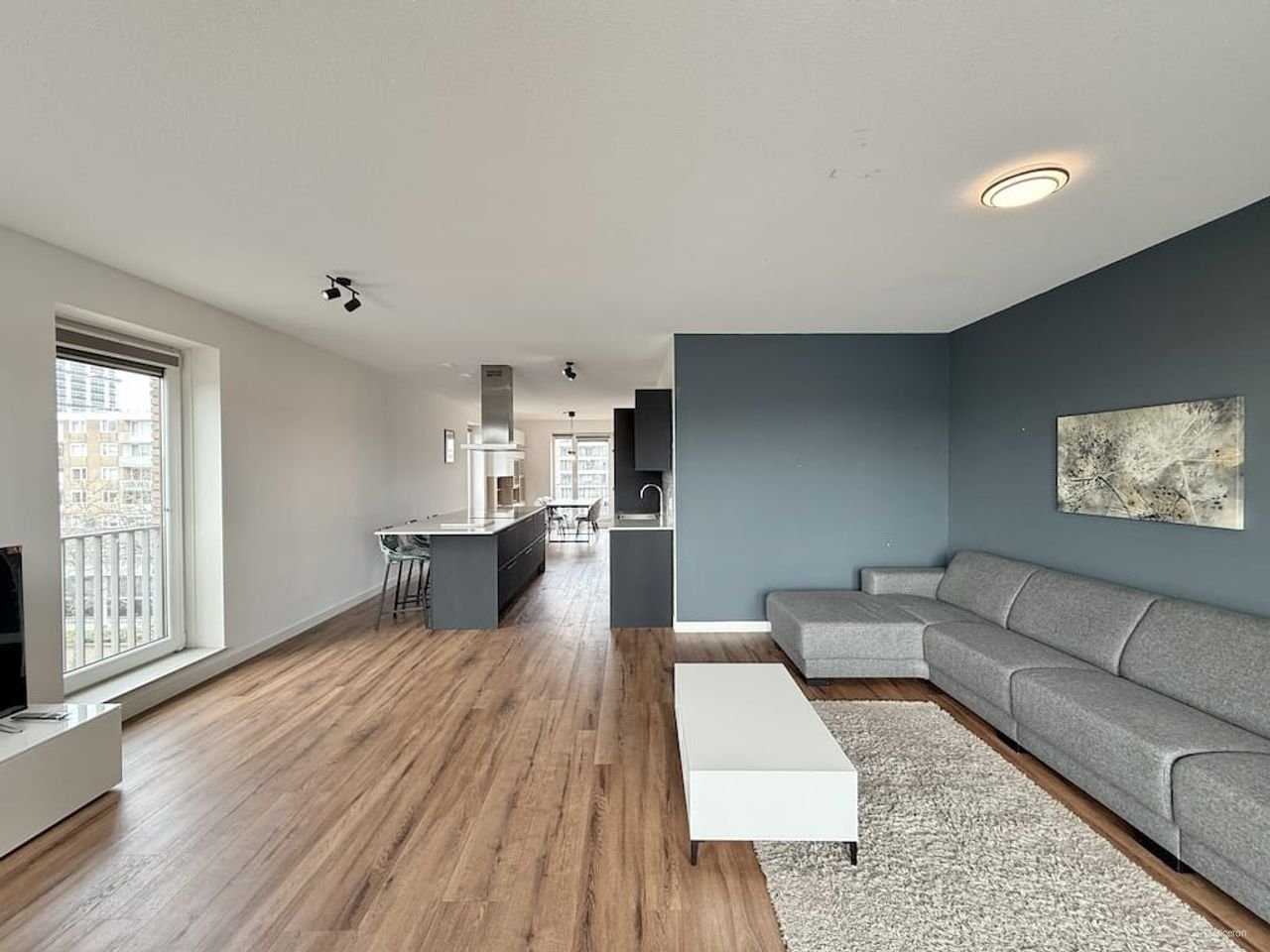 115m² 3-bedroom apartment in Overtoomse Veld - Image 2