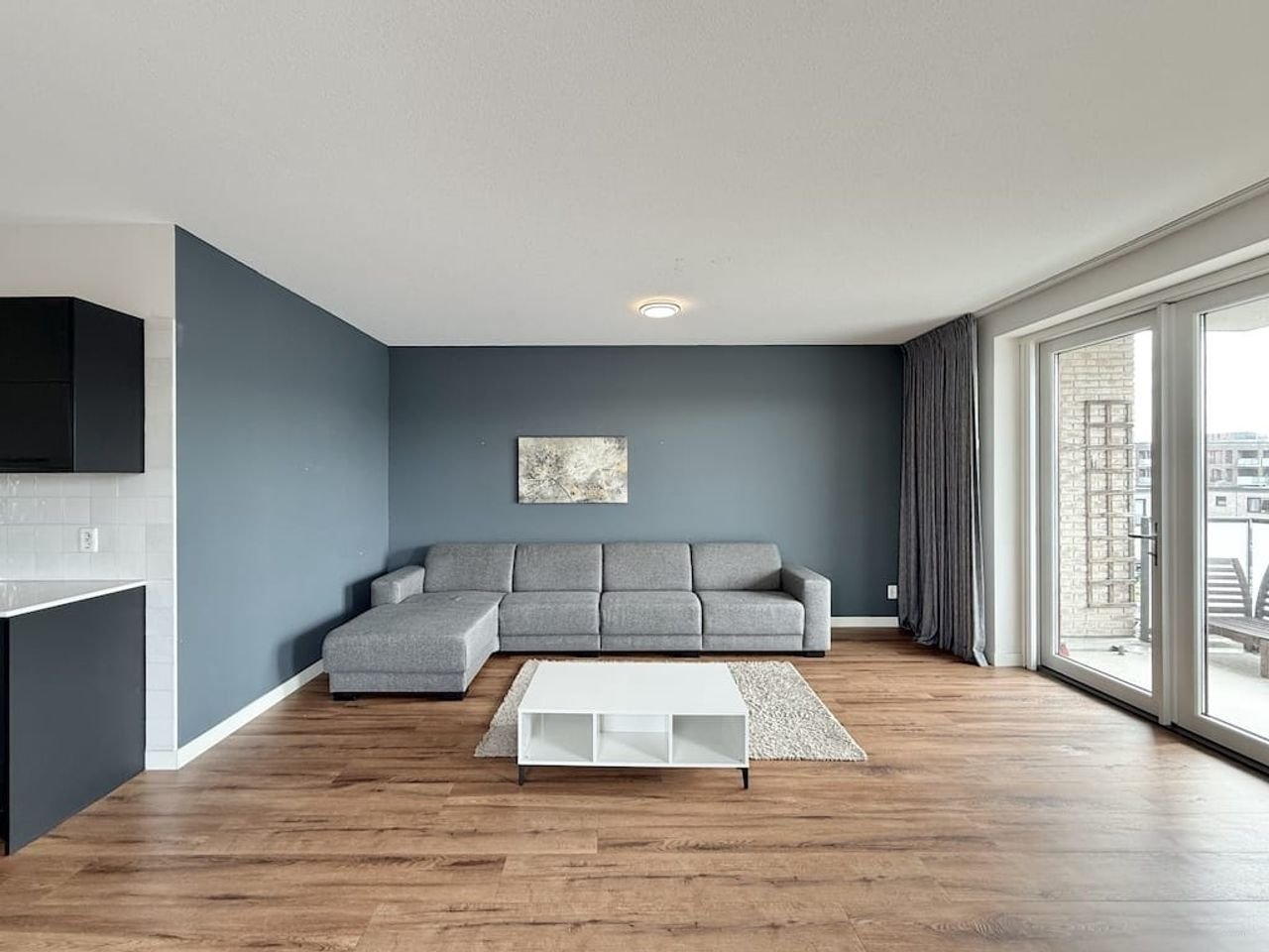 115m² 3-bedroom apartment in Overtoomse Veld - Image 1