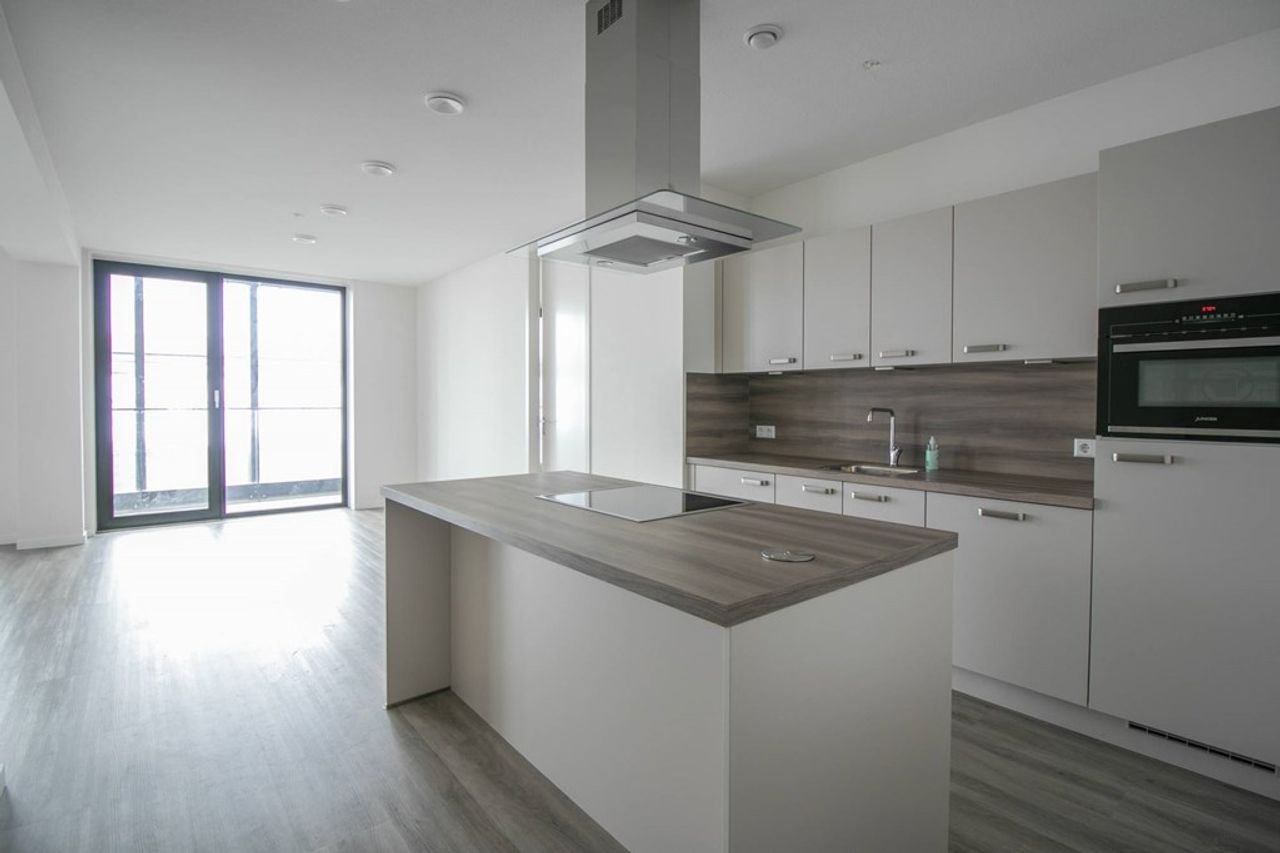 1-bedroom apartment on Oostenburg - Image 14